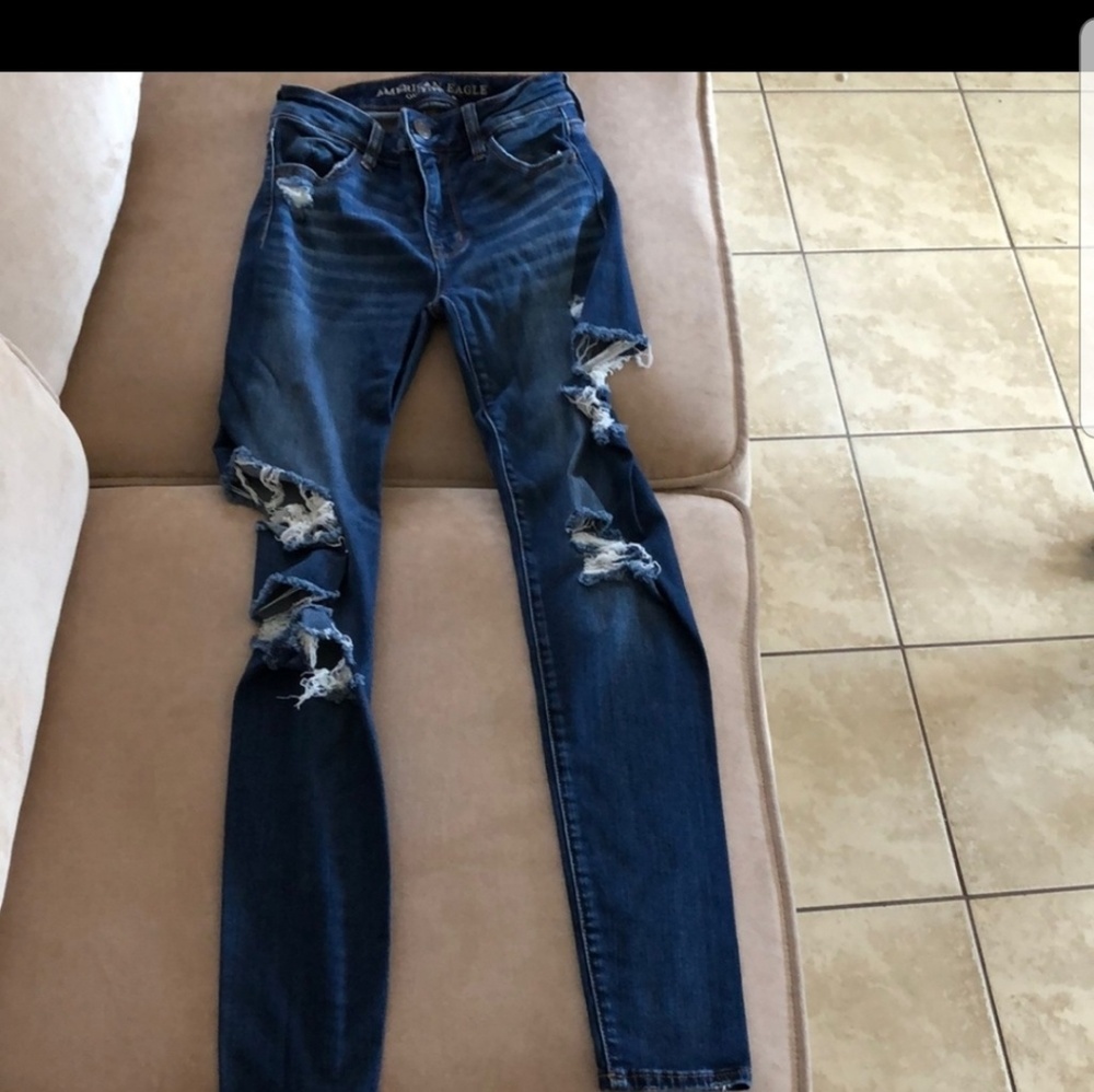 Does anyone have any 4short or 6 short in these